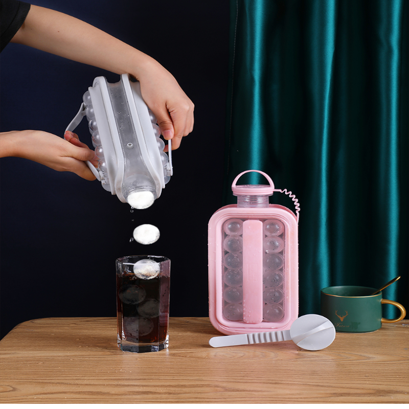 Ice Kettle Ice Ball Maker - Chill Drinks in Style